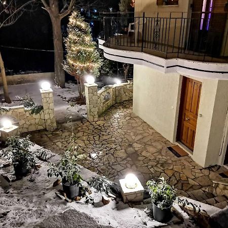 Keramidaki Mini Suites 4 Kalavryta Dış mekan fotoğraf